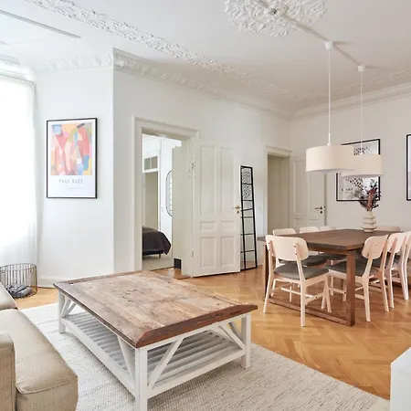 2br Oasis In The Heart Of Cph Apartament