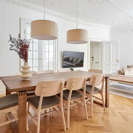 2br Oasis In The Heart Of Cph Apartment *