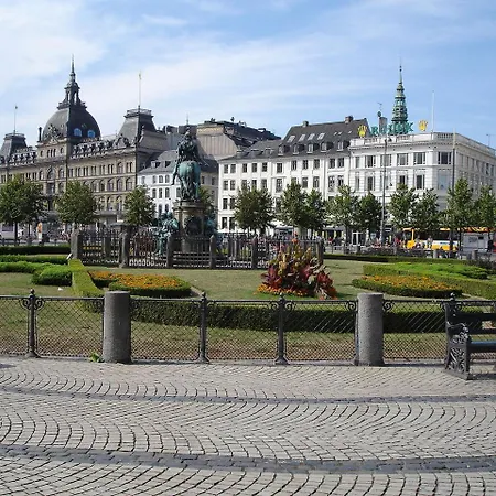 2br Oasis In The Heart Of Cph アパート